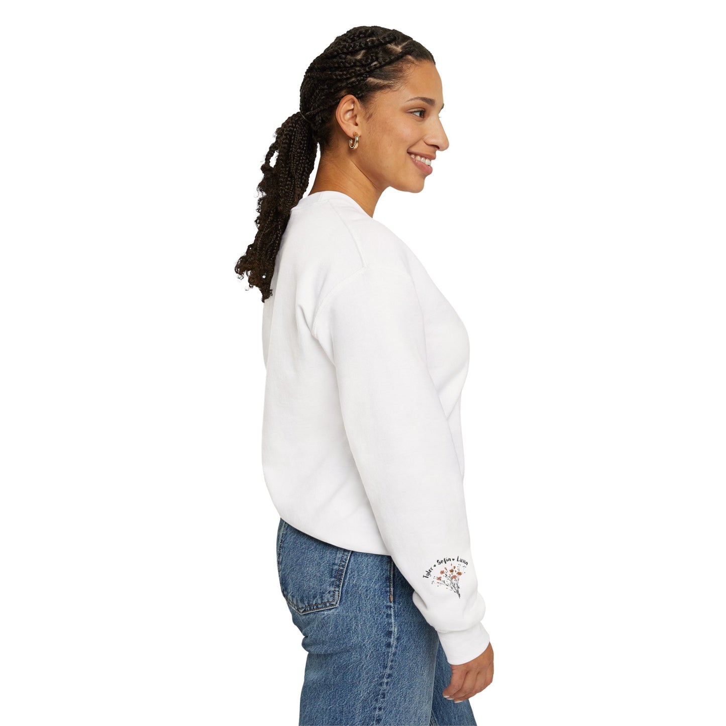 Personalized Floral Nana Sweatshirt | Heartfelt Gift for Grandmothers | Custom Design in Black