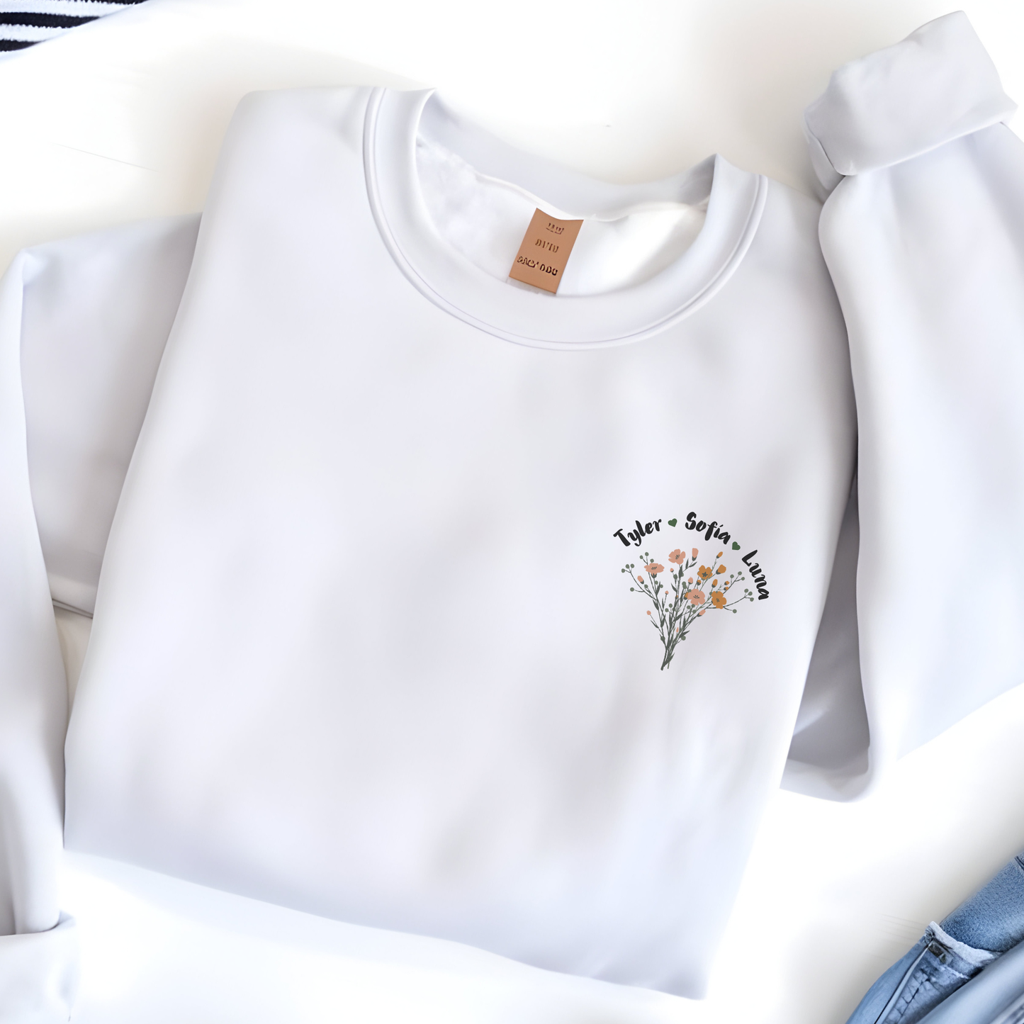 #1 Mom Sporty Sweatshirt – Personalized Sporty Sweatshirt for Mom