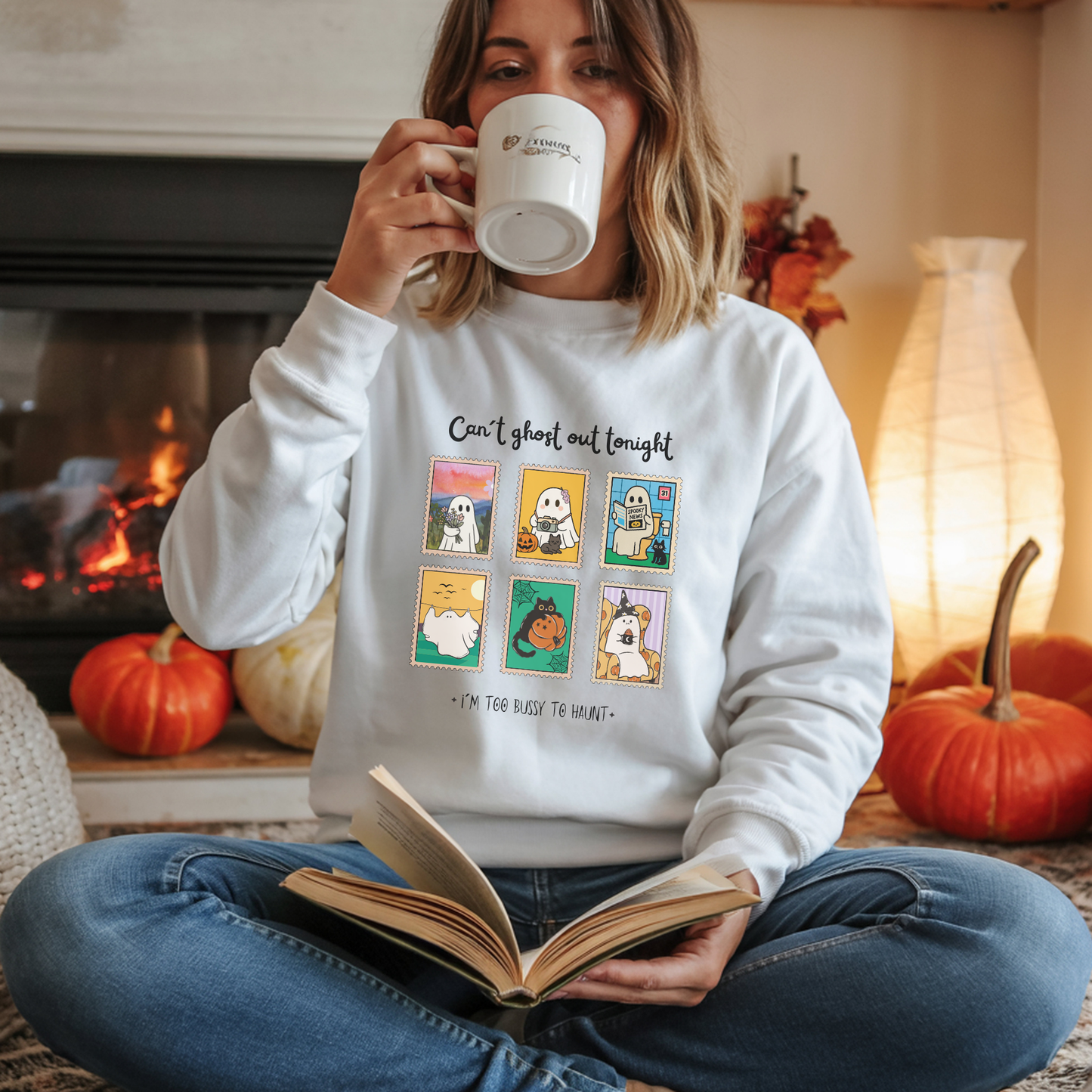 Halloween Comfy Ghost Sweatshirt | Adorable & Funny Halloween Gift – I´m too bussy to haunt tonight